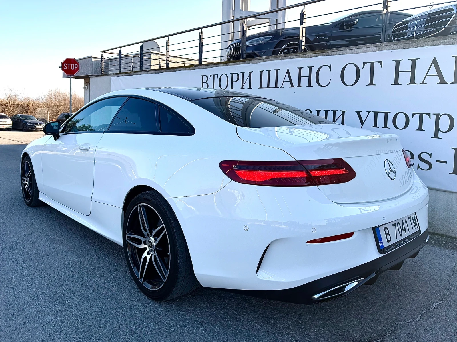 Mercedes-Benz E 220 CDI Coupe AMG Digital Head Up Панорама Silver Star, снимка 3 - Автомобили и джипове - 55044424