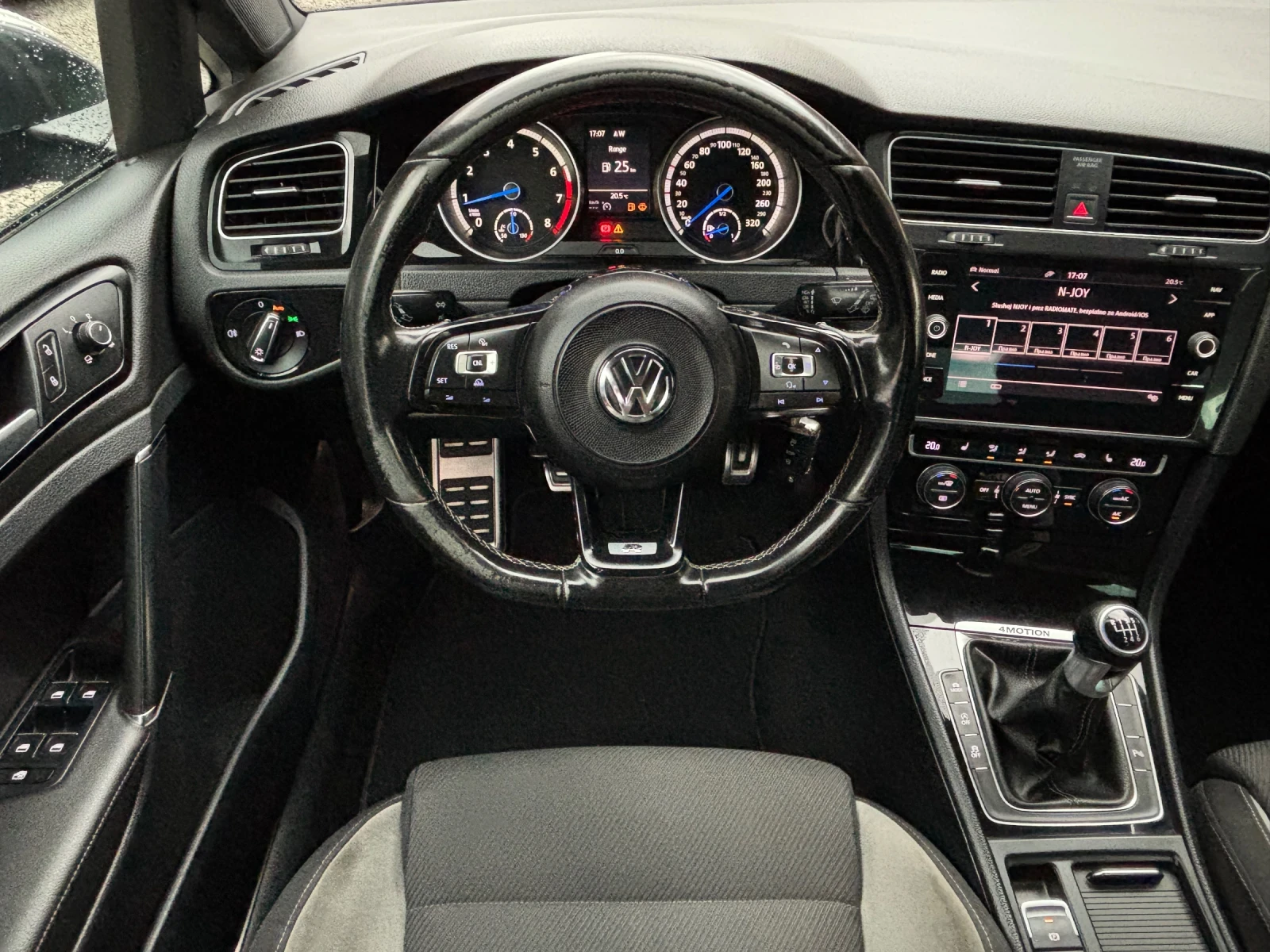 VW Golf 7 R 2.0 TSI / 4x4 / R20 / SPORT SUSPENSION /, снимка 10 - Автомобили и джипове - 55212971