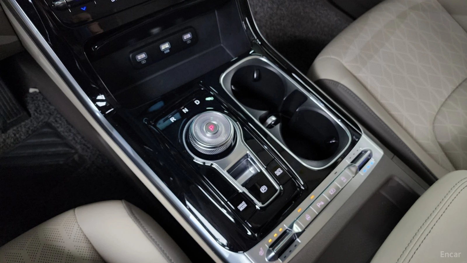 Kia Carnival 9-������ Noblesse* ����* ������* ����*  | Mobile.bg � ����������� 7