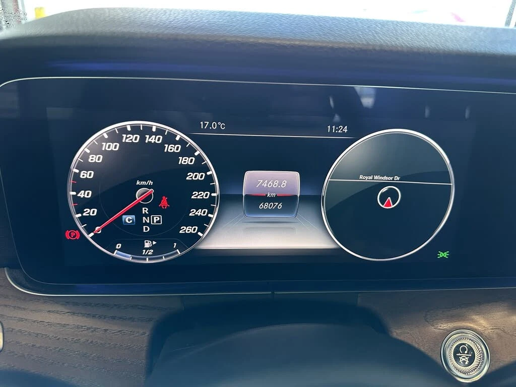 Mercedes-Benz E 400 4MATIC/AMG/360/PANO/BURMESTER/2 КЛЮЧА/, снимка 12 - Автомобили и джипове - 55558149