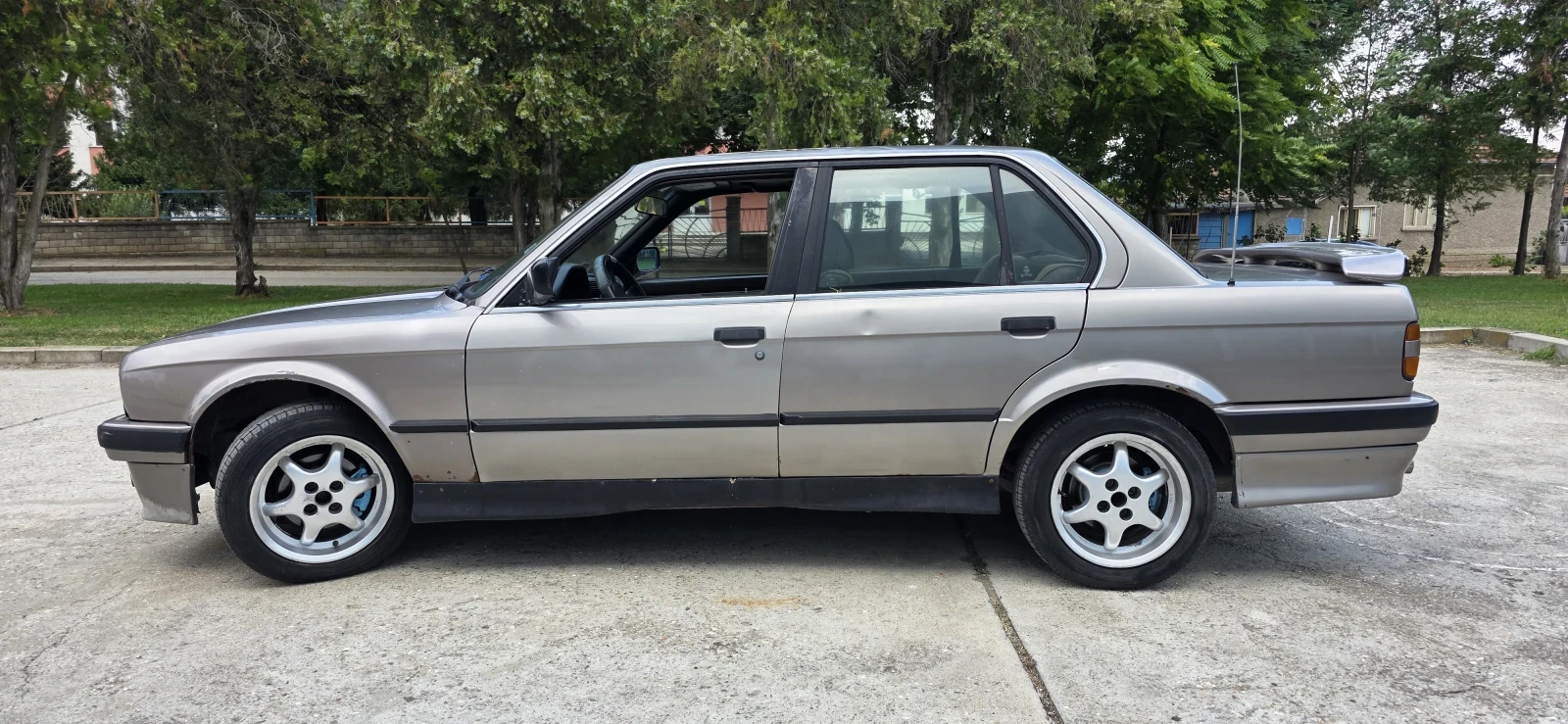BMW 324 TD, снимка 7 - Автомобили и джипове - 55605255