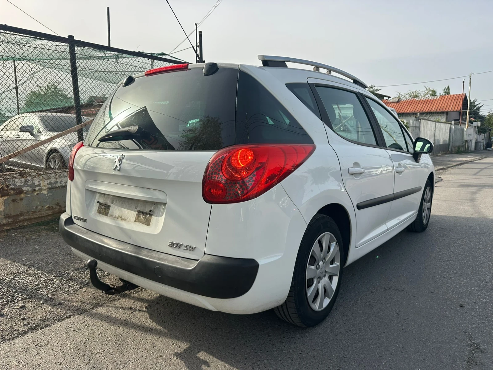 Peugeot 207 1, 400 EURO5, снимка 6 - Автомобили и джипове - 55878933