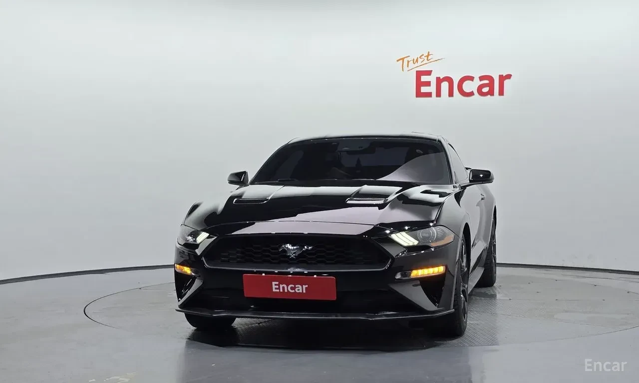 Ford Mustang 2.3* ECO* BOOST* ПОДГРЕВ* ОБДУХВАНЕ* КАМЕРА* КОЖА*, снимка 3 - Автомобили и джипове - 56184157