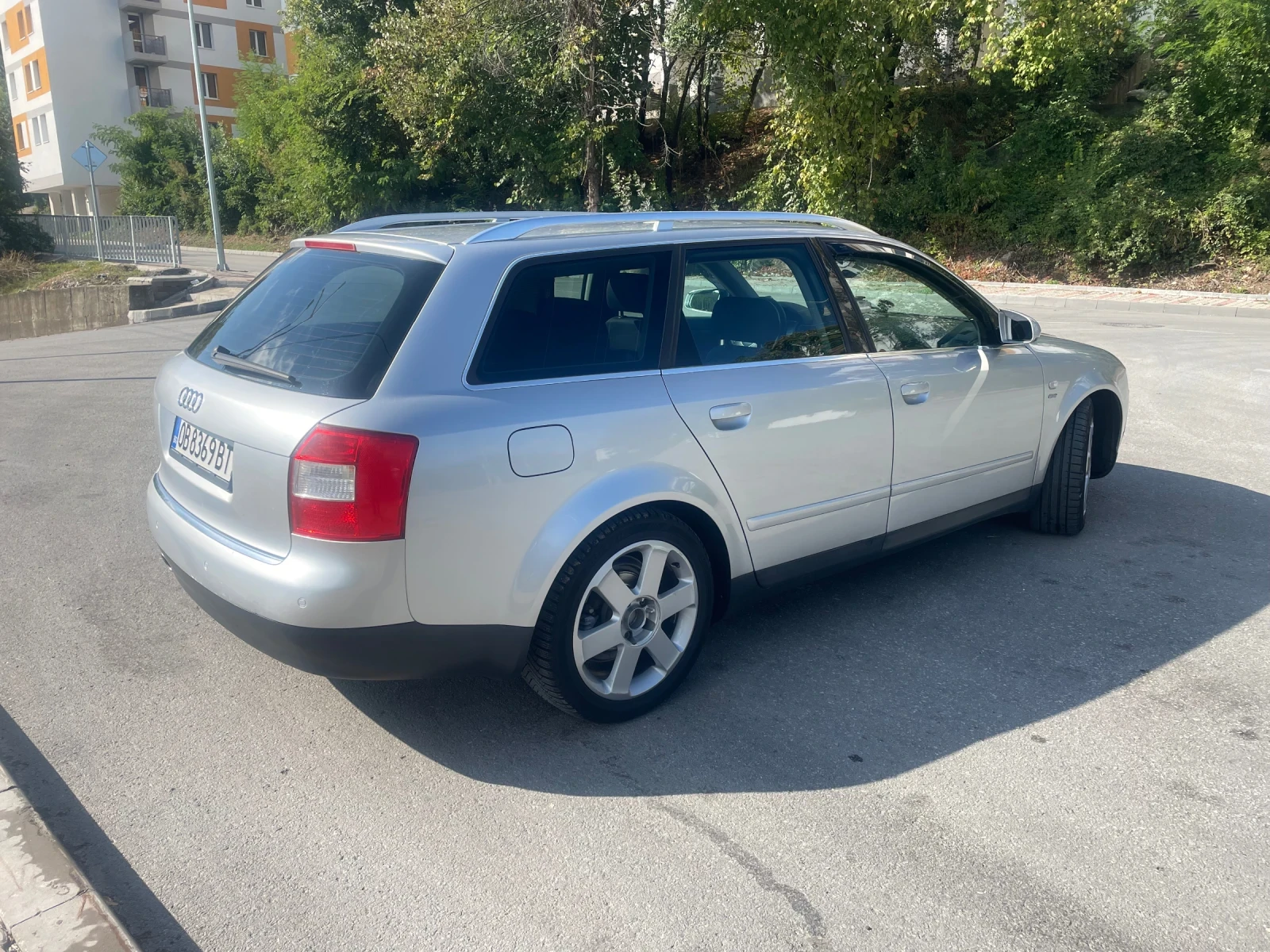 Audi A4 Авант, снимка 3 - Автомобили и джипове - 56245886