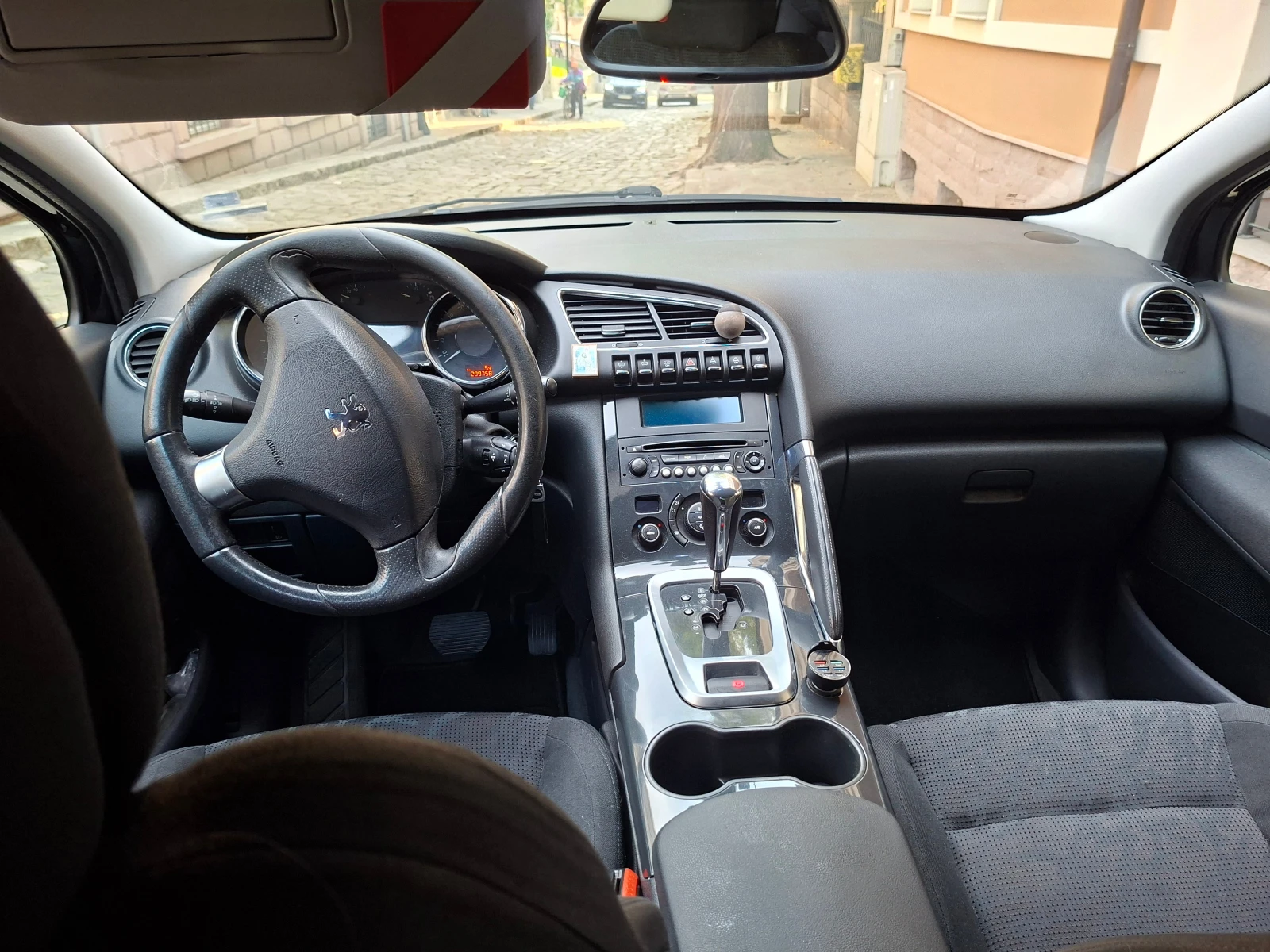Peugeot 3008 2, 0 TDI, снимка 8 - Автомобили и джипове - 56415136