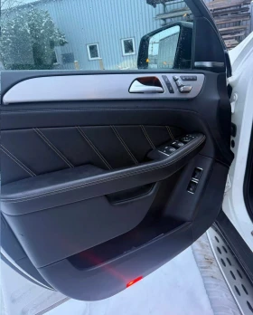 Mercedes-Benz GLE 63 S AMG 4MATIC V8 BITURBO LED ПАНО H&K ЛИЗИНГ 100%, снимка 5
