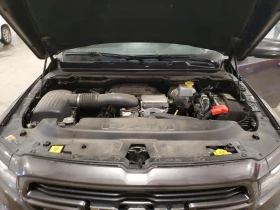 Dodge RAM 1500 Laramie 4x4 Crew Cab 5'7" Box, снимка 11