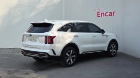 Kia Sorento 2.5T 2WD Trendy | Distronic | 7 Seats, снимка 2