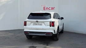 Kia Sorento 2.5T 2WD Trendy | Distronic | 7 Seats, снимка 4