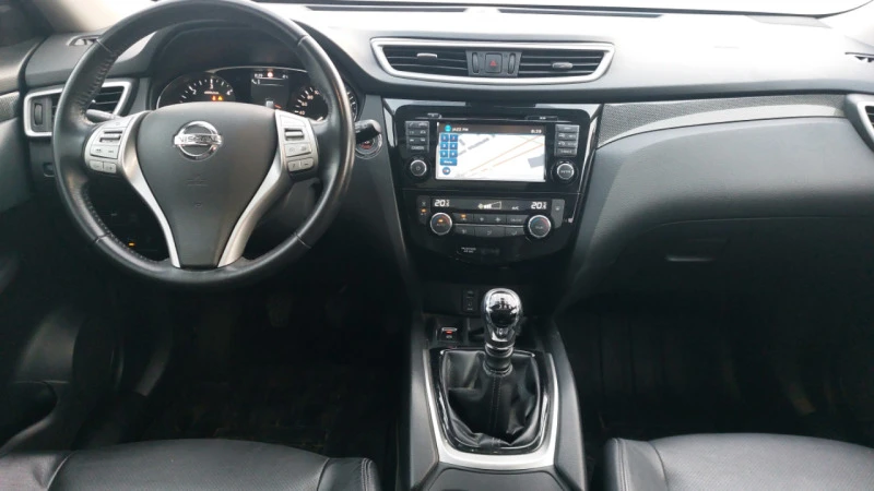 Nissan X-trail 2, 0 dCi 6M/T 4x4 Ultimate, снимка 2 - Автомобили и джипове - 43836073