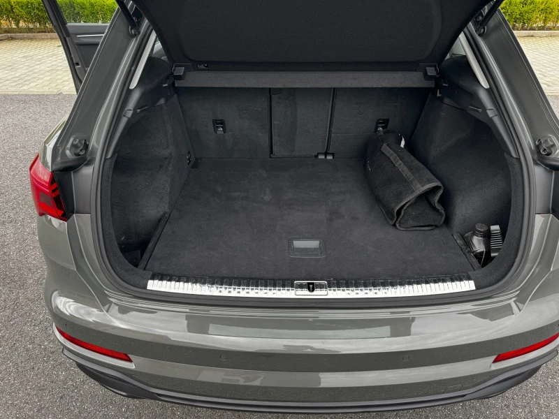 Audi Q3 35TDI, снимка 8 - Автомобили и джипове - 52125170