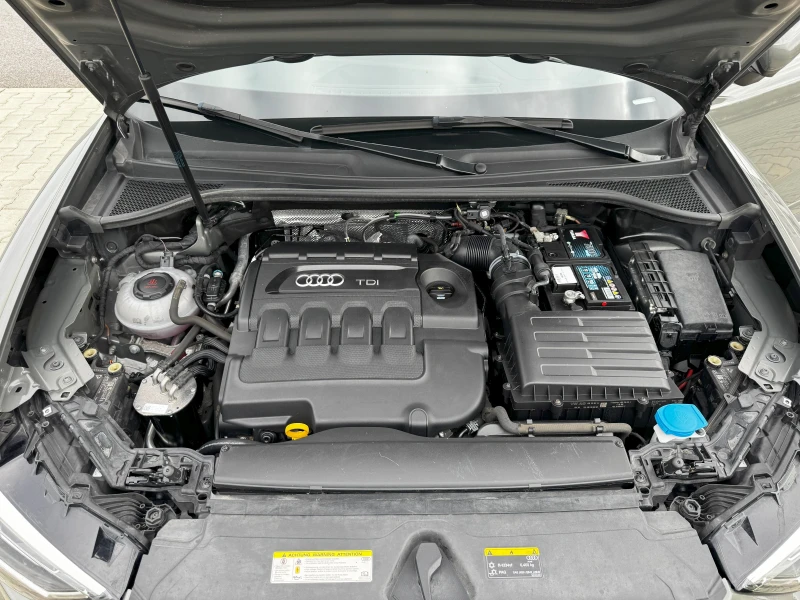 Audi Q3 35TDI, снимка 15 - Автомобили и джипове - 52125170