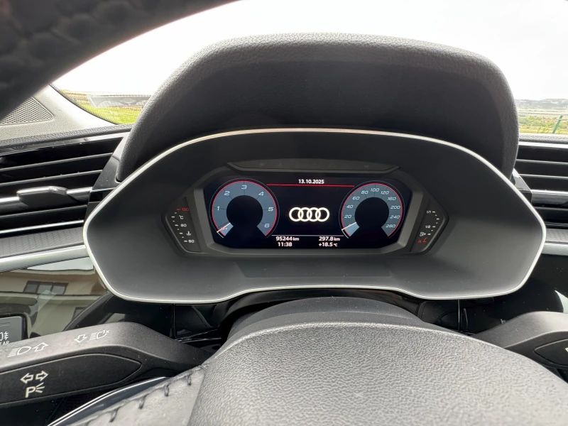 Audi Q3 35TDI, снимка 12 - Автомобили и джипове - 52125170