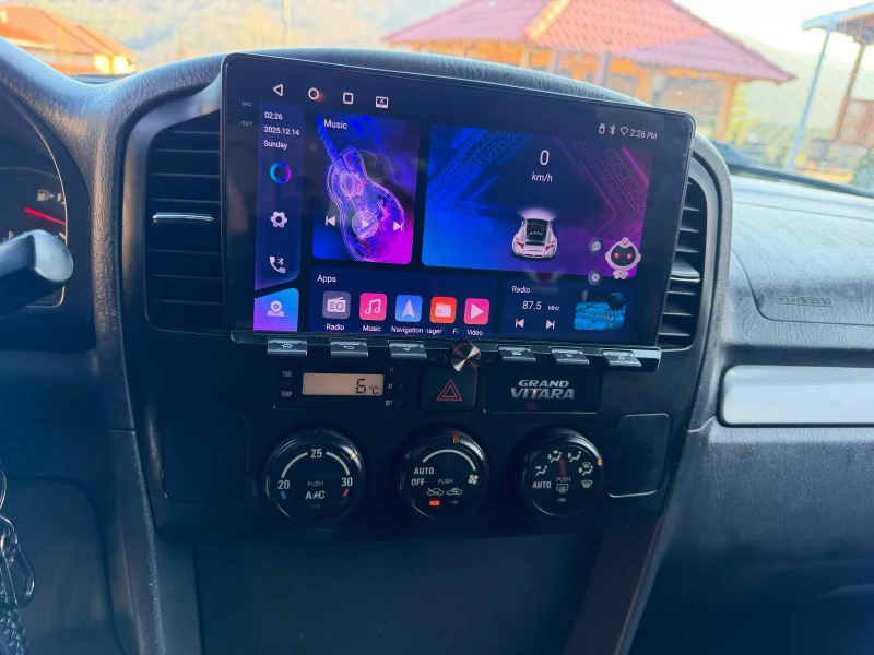 Suzuki Grand vitara, снимка 12 - Автомобили и джипове - 52381400