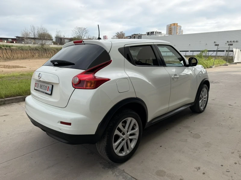 Nissan Juke 1.6i Swiss, снимка 5 - Автомобили и джипове - 52708162