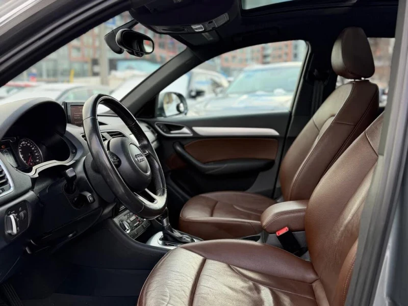 Audi Q3 * HeadUp* AвтоКредит* (ЦЕНА ДО БГ), снимка 12 - Автомобили и джипове - 53515163