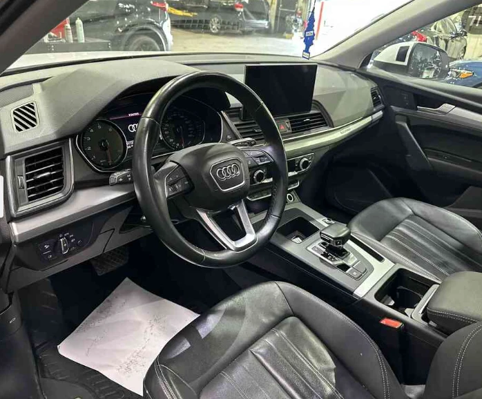 Audi Q5  KOMFORT 45 QUATTRO / КРАЙНА ЦЕНА, снимка 16 - Автомобили и джипове - 53109234