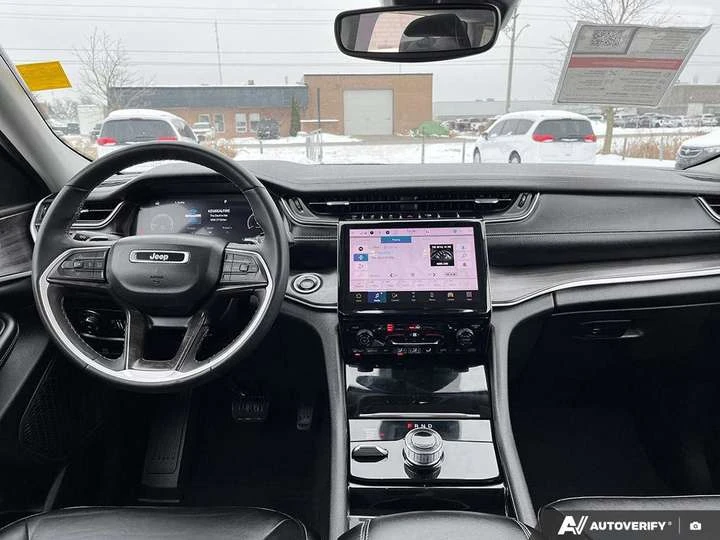 Jeep Grand cherokee Limited | Leather | Nav | Carplay | Safety Tech | , снимка 9 - Автомобили и джипове - 54080326