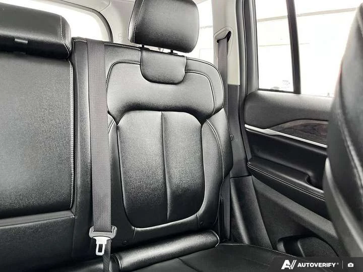 Jeep Grand cherokee Limited | Leather | Nav | Carplay | Safety Tech | , снимка 16 - Автомобили и джипове - 54080326