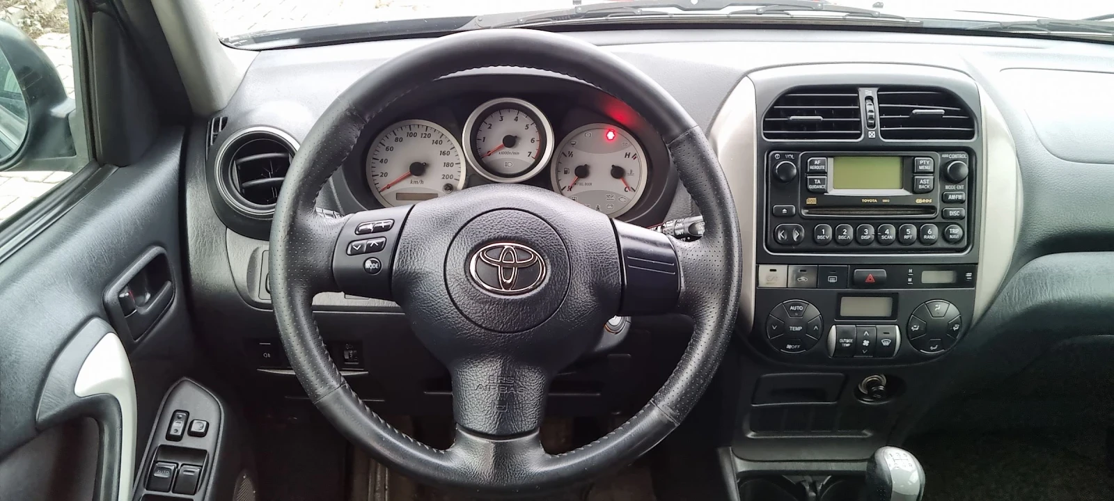 Toyota Rav4 2.0 D4D Отлична 4х4 - изображение 10