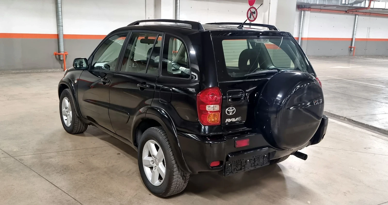 Toyota Rav4 2.0 D4D Отлична 4х4 - изображение 3