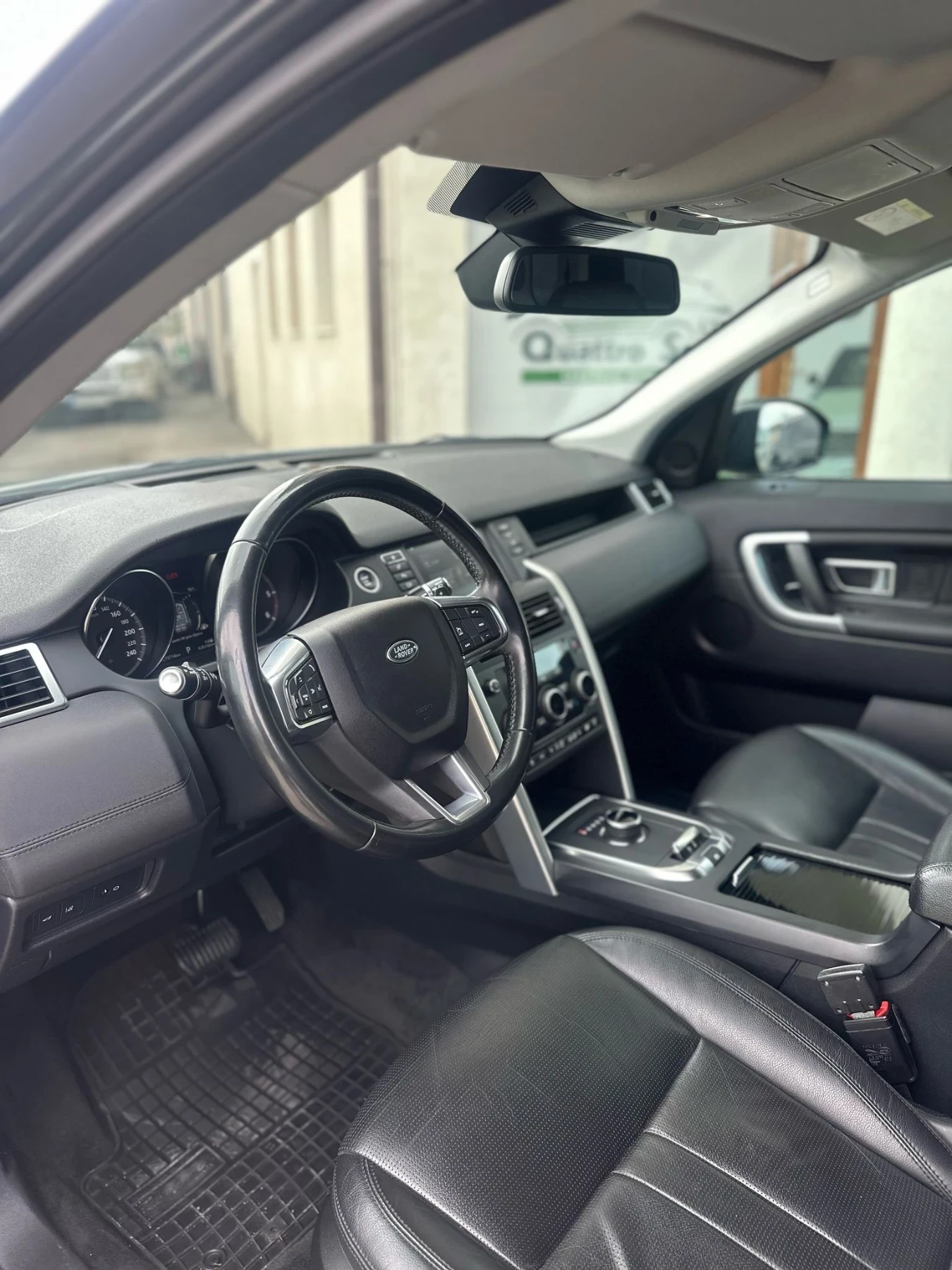 Land Rover Discovery Sport HSE - изображение 8