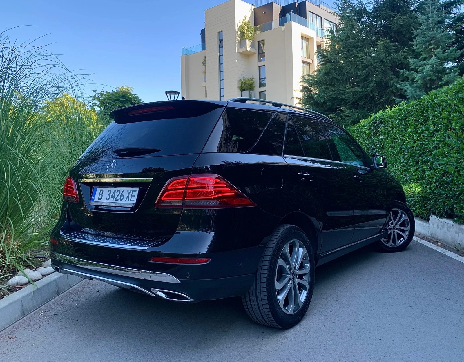 Mercedes-Benz GLE 350 CDI Distronic Пружини 360* Панорама Keyless H/K - изображение 2