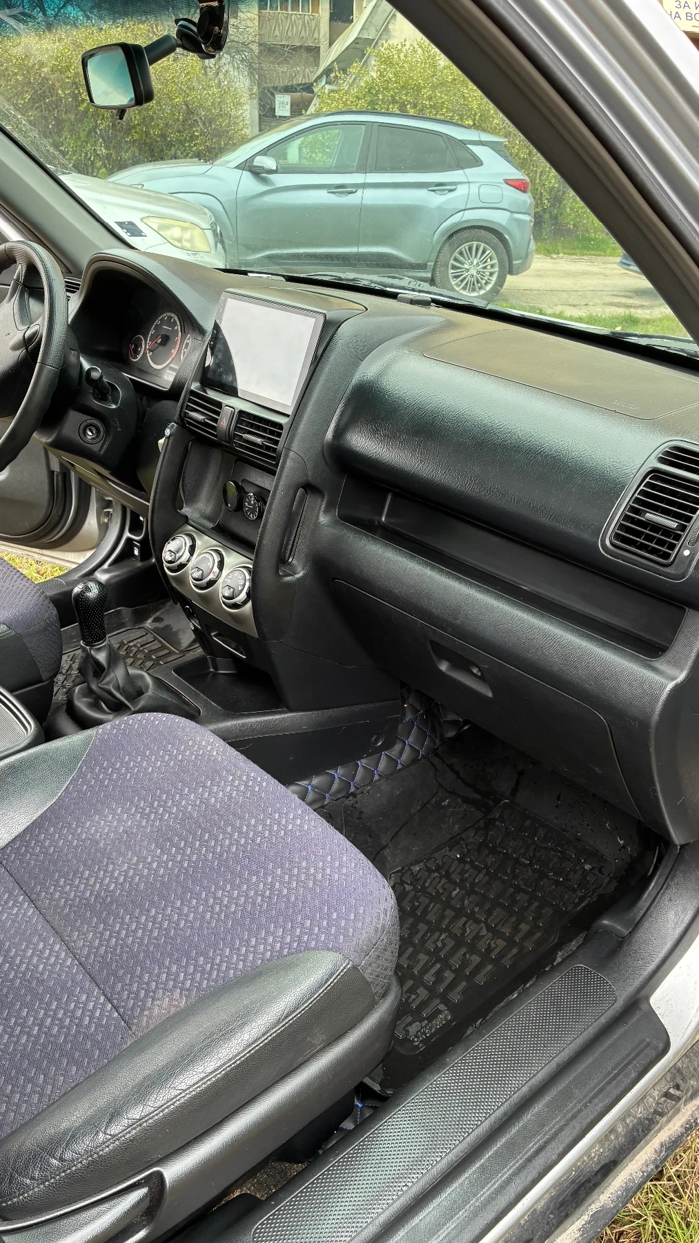 Honda Cr-v Газ-бензин 4х4, снимка 13 - Автомобили и джипове - 53928294