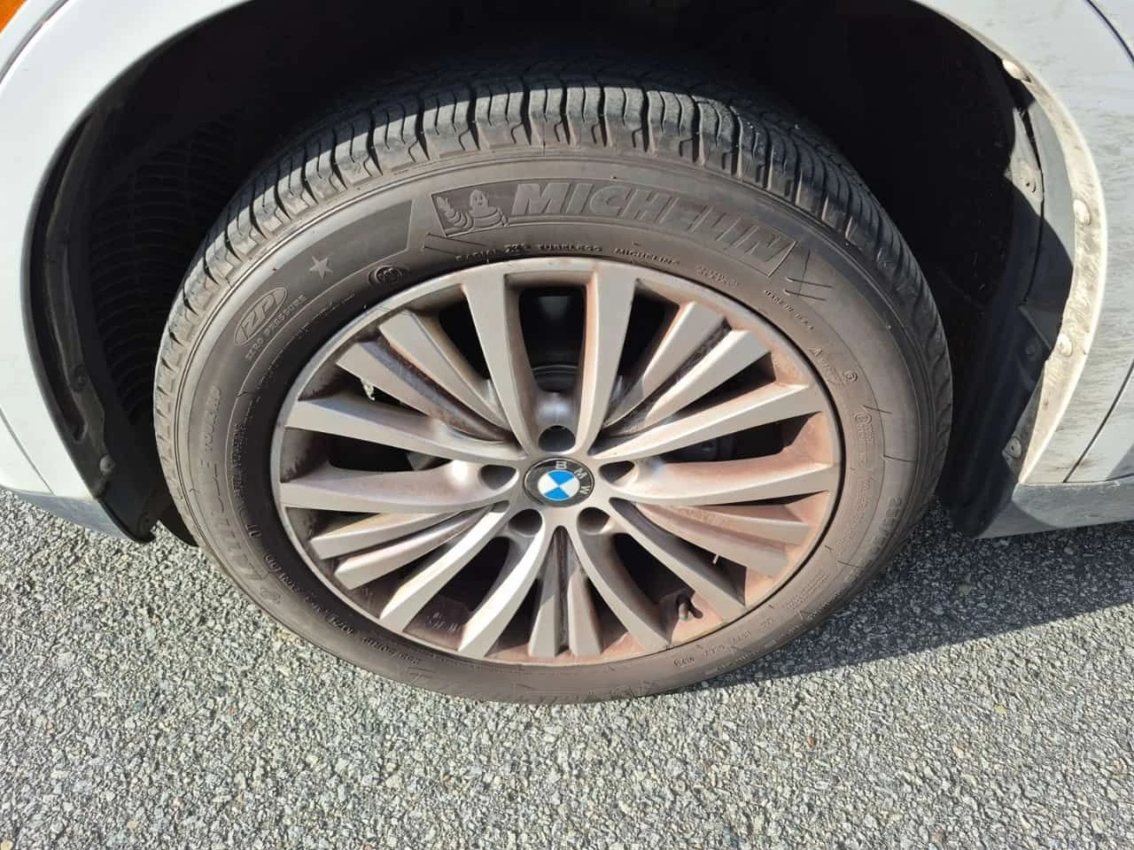 BMW X5 * XDRIVE35I* ПАНОРАМА* ПОДГРЕВ* ДВА КЛЮЧА* , снимка 6 - Автомобили и джипове - 53997578