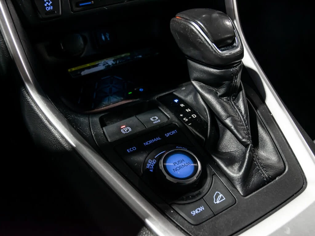 Toyota Rav4 * АвтоКредит * (ЦЕНА ДО БГ), снимка 15 - Автомобили и джипове - 54080034