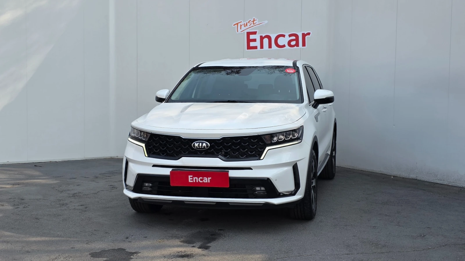 Kia Sorento 2.5T 2WD Trendy | Distronic | 7 Seats, снимка 3 - Автомобили и джипове - 54885278