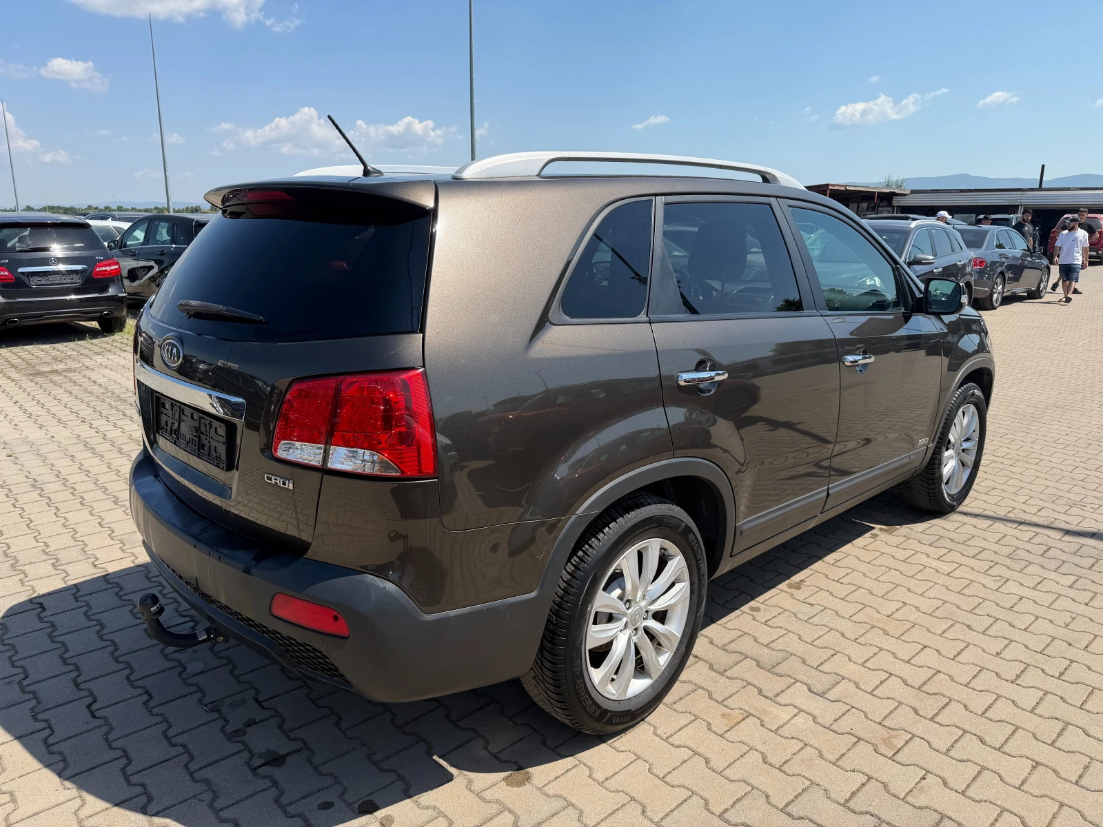 Kia Sorento 2.2CRDI 4WD PANORAMA/KOJA EURO 5, снимка 6 - Автомобили и джипове - 55091155