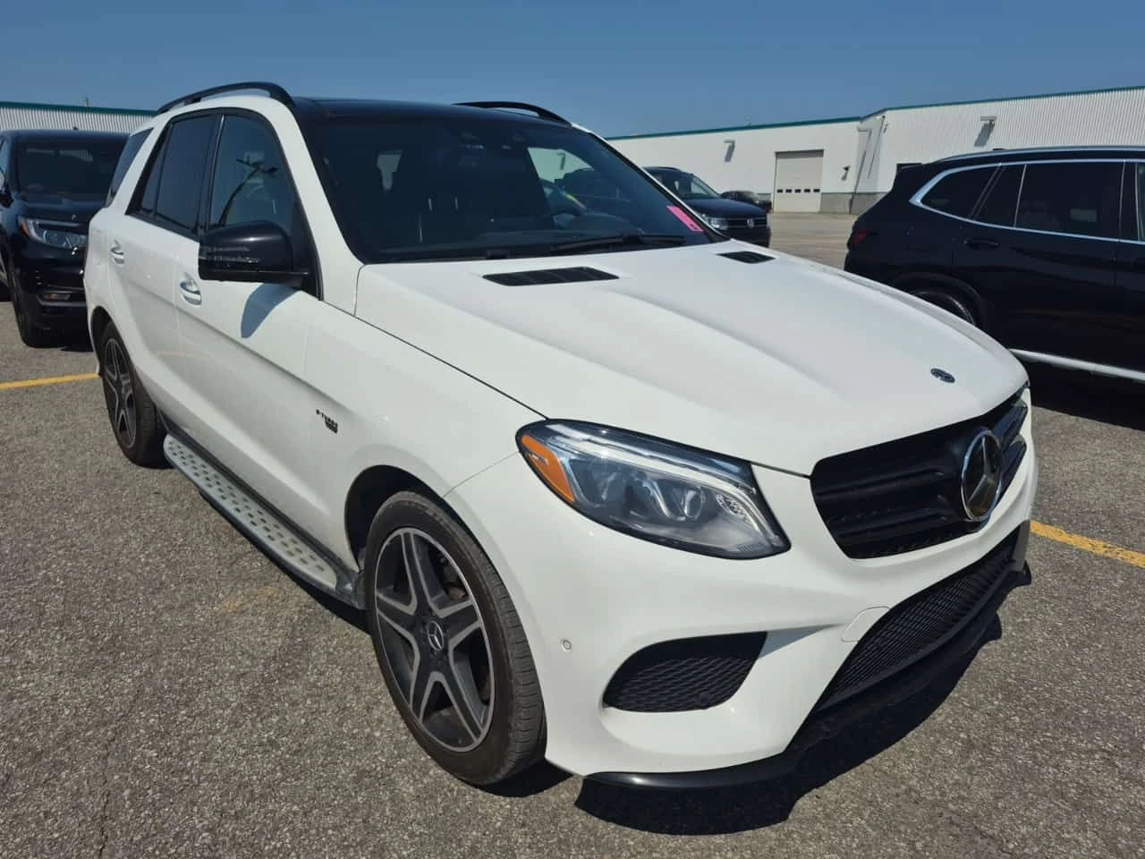 Mercedes-Benz GLE 43 AMG * CARFAX * ОПЦИЯ ЗА ФИНАНСИРАНЕ, снимка 2 - Автомобили и джипове - 55547218
