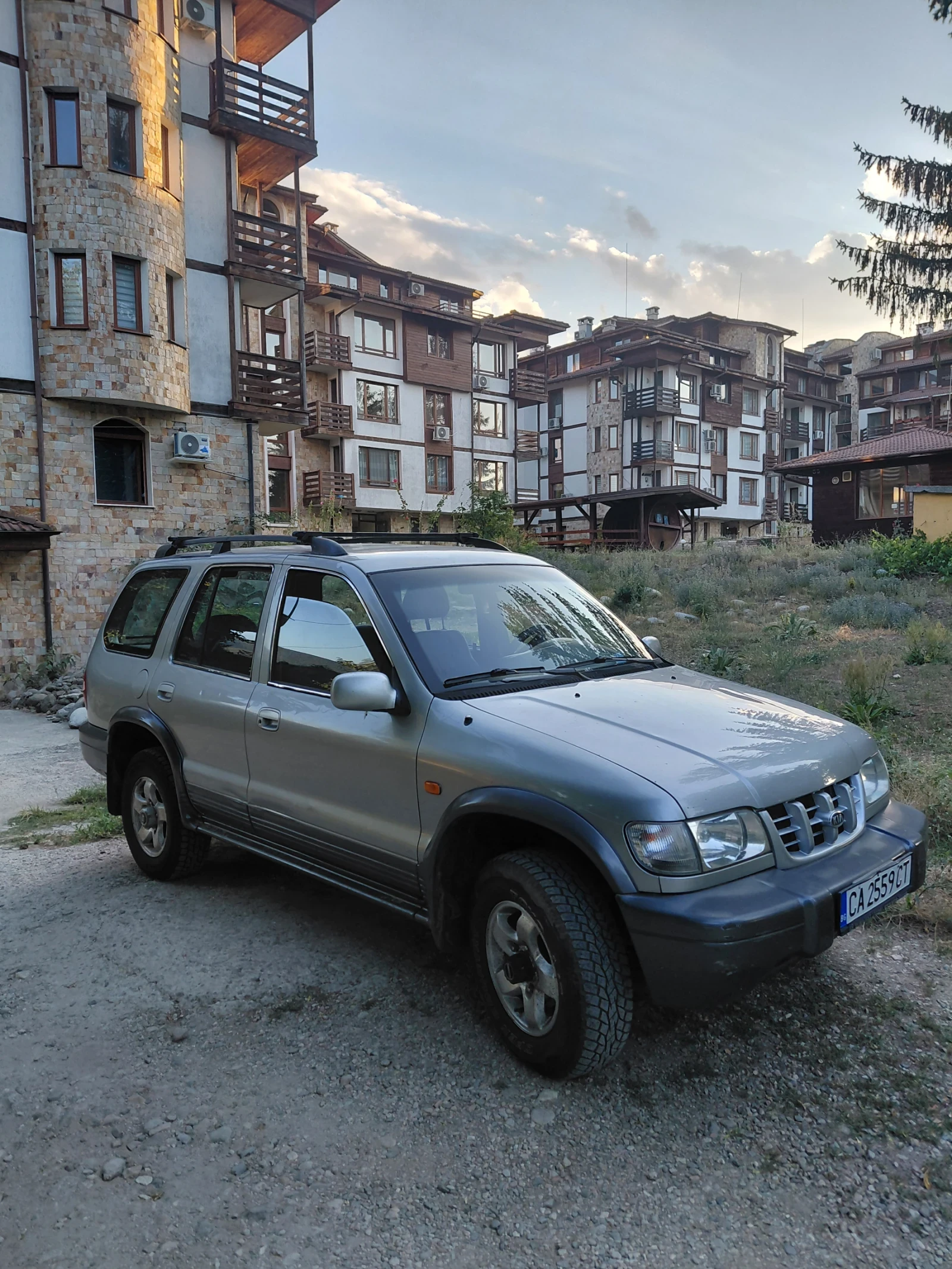 Kia Sportage 2.0 118kc. Бензин /Газ, снимка 3 - Автомобили и джипове - 55625271