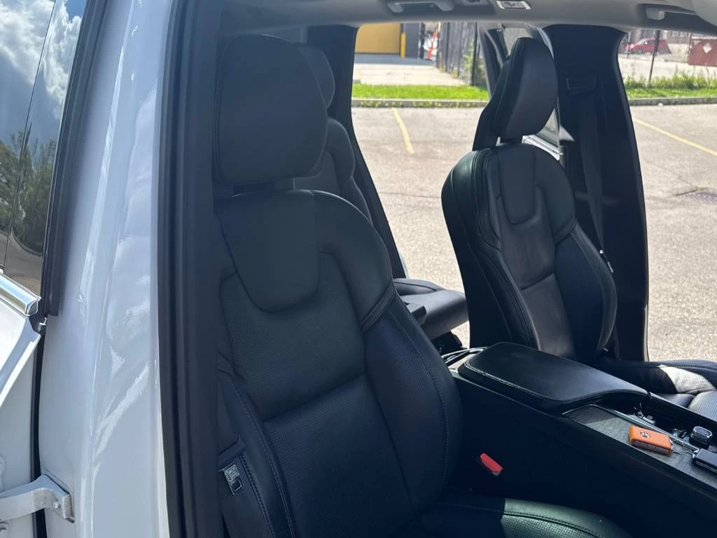 Volvo Xc90 T6 AWD Inscription* CARFAX* ОПЦИЯ ЗА ФИНАНСИРАНЕ* , снимка 10 - Автомобили и джипове - 56073552