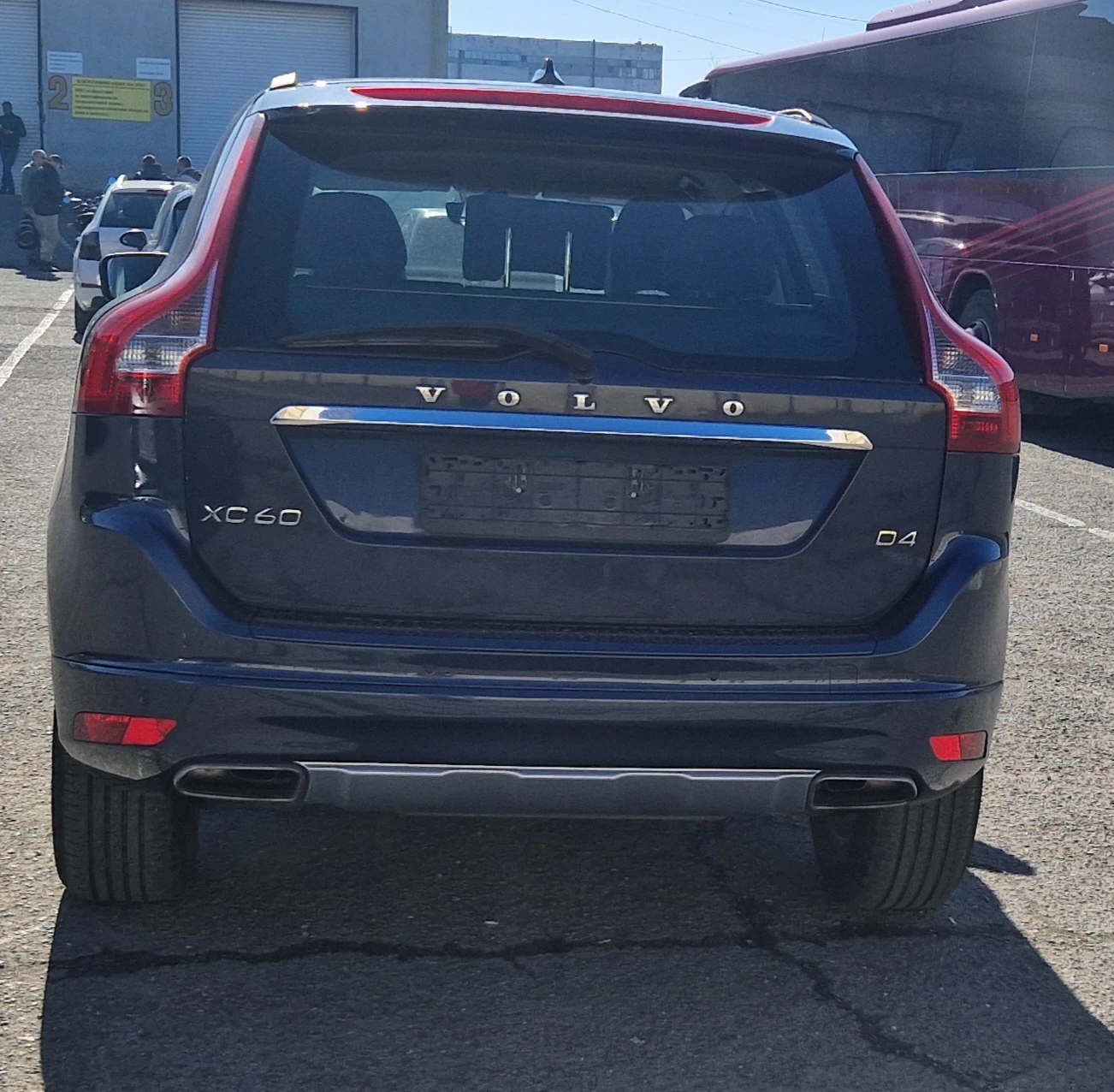 Volvo XC60 D4, снимка 5 - Автомобили и джипове - 56475530