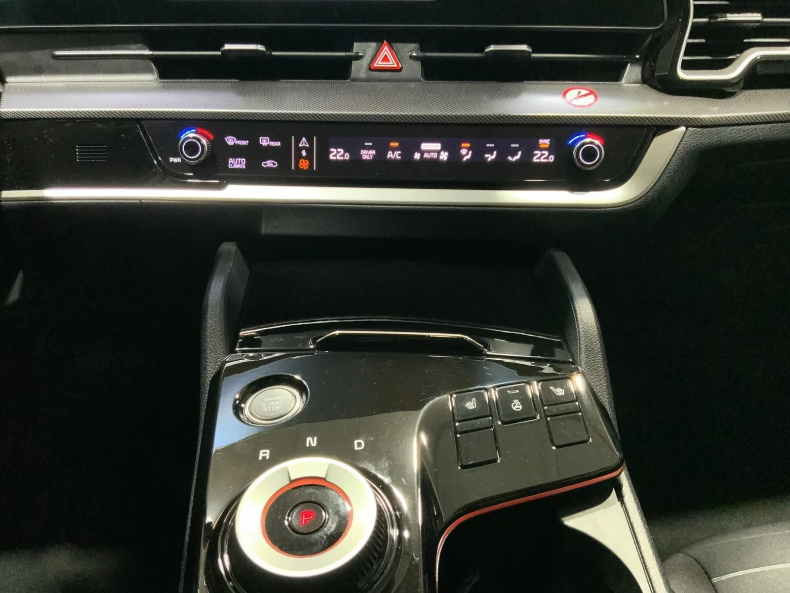 Kia Sportage 1.6HEV/215HP/SPIRIT/360/4X4/ACC/LED/KLESS/139a | Mobile.bg � ����������� 16
