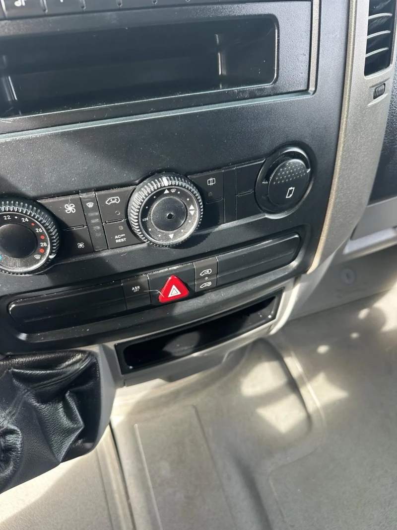 Mercedes-Benz Sprinter 313, снимка 14 - Бусове и автобуси - 52088469