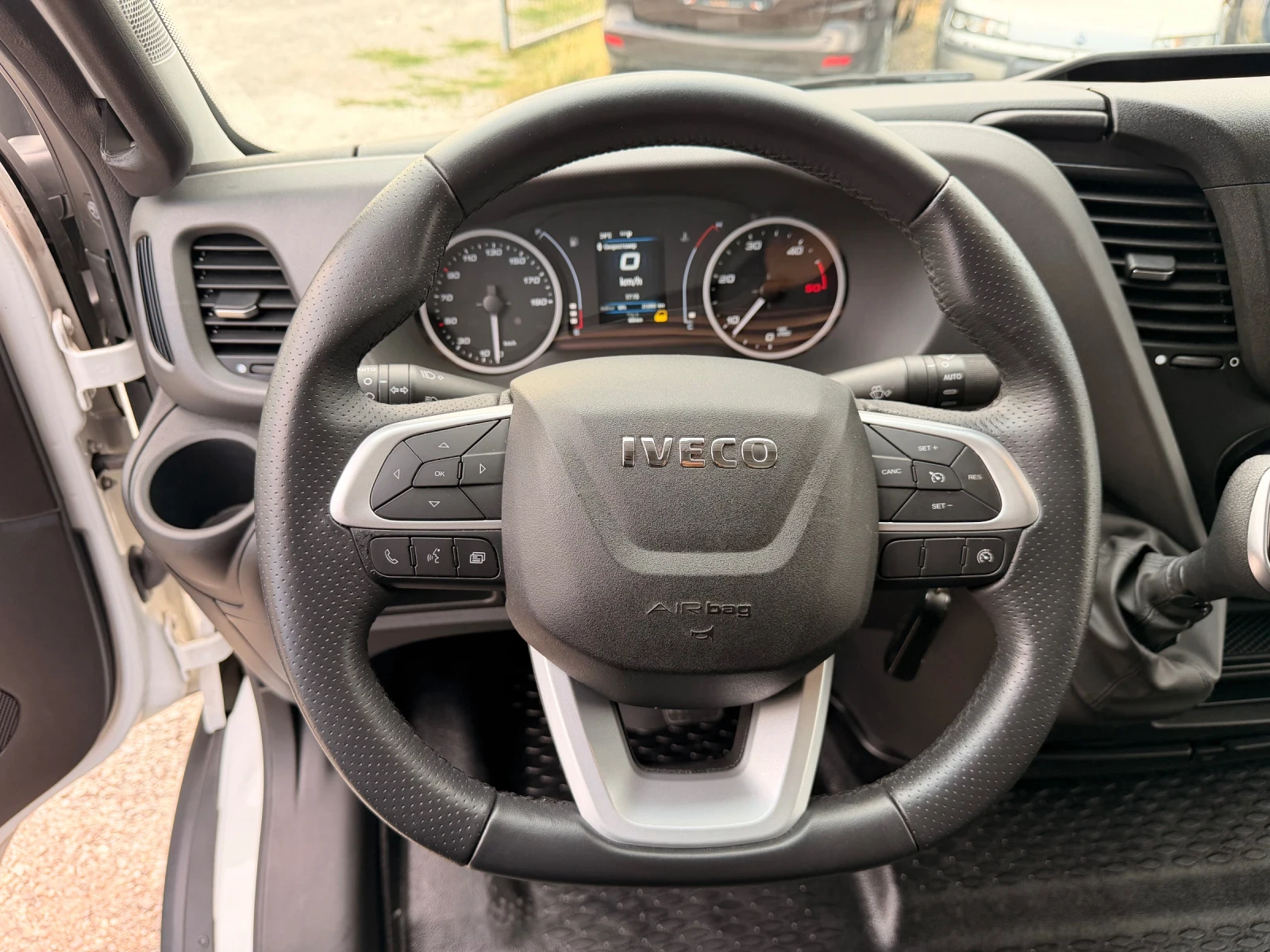 Iveco 35s16  35S16-35s16 IVECO Maxi XXL Швейцария, снимка 11 - Бусове и автобуси - 56034916
