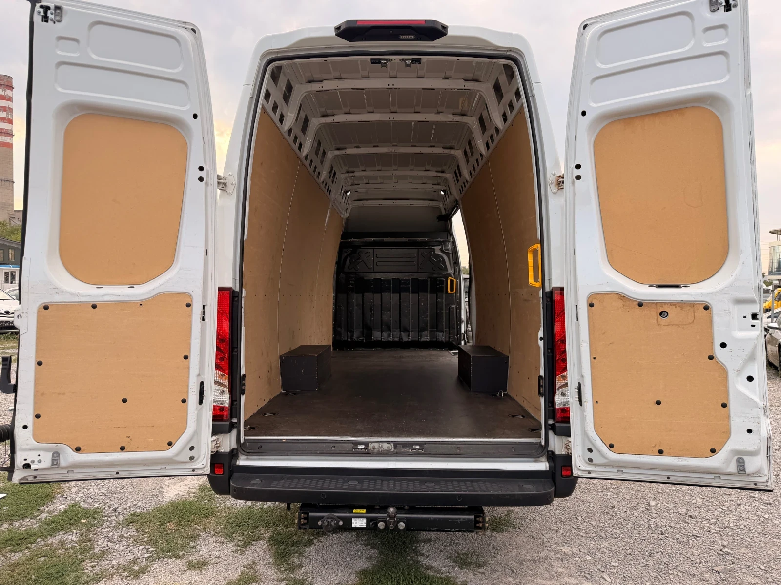 Iveco 35s16  35S16-35s16 IVECO Maxi XXL Швейцария, снимка 14 - Бусове и автобуси - 56034916