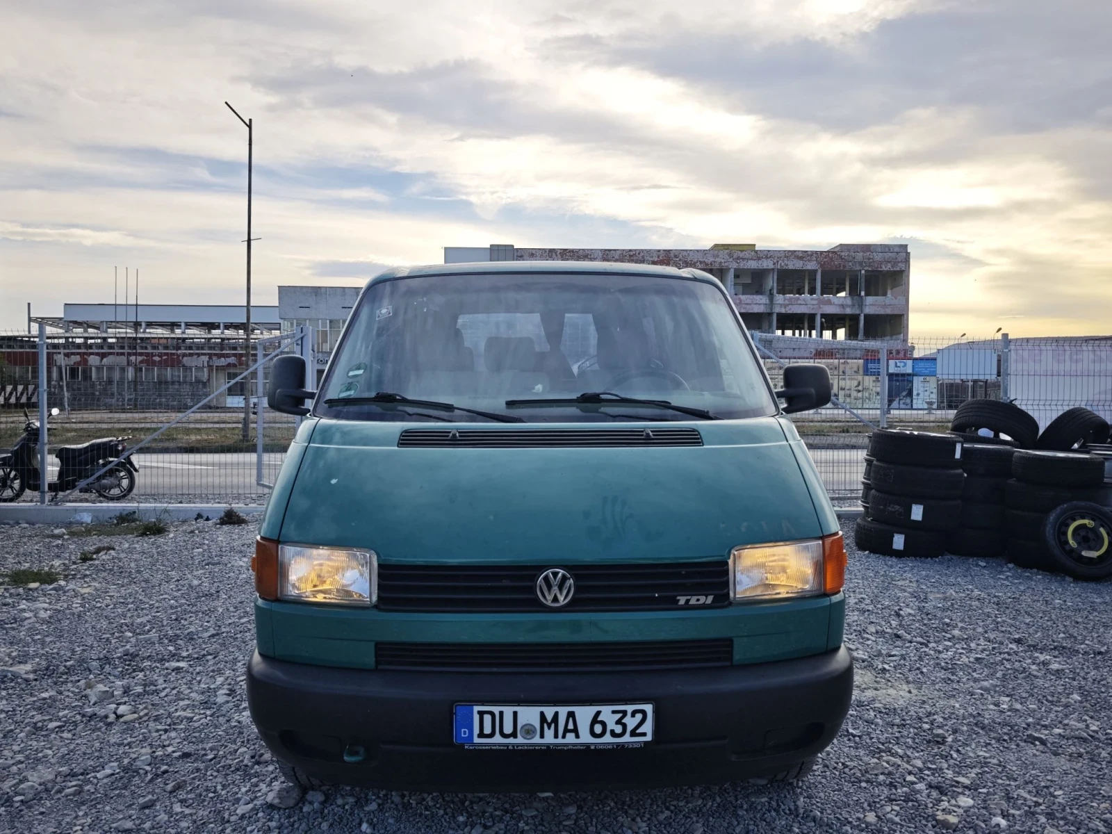 VW T4 2.5 102, снимка 2 - Бусове и автобуси - 56520899