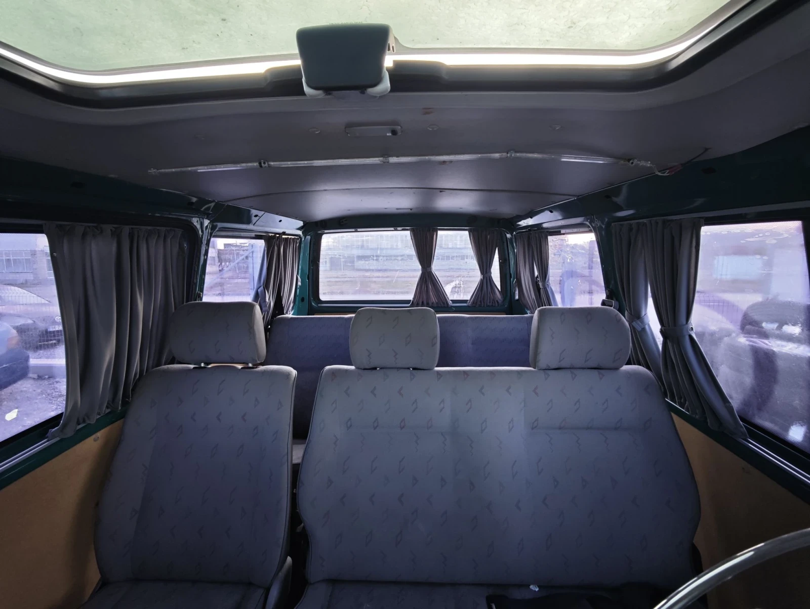 VW T4 2.5 102, снимка 11 - Бусове и автобуси - 56520899
