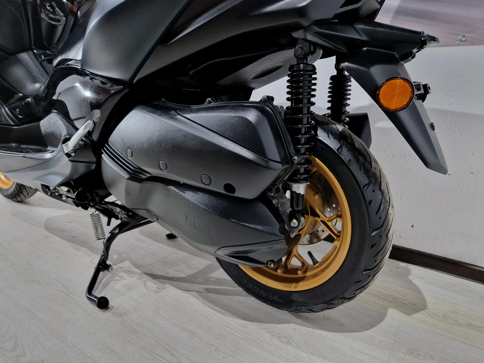 Yamaha X-max  300ie, ABS-TCS, 2019г.!21120км!, снимка 5 - Мотоциклети и мототехника - 53880677