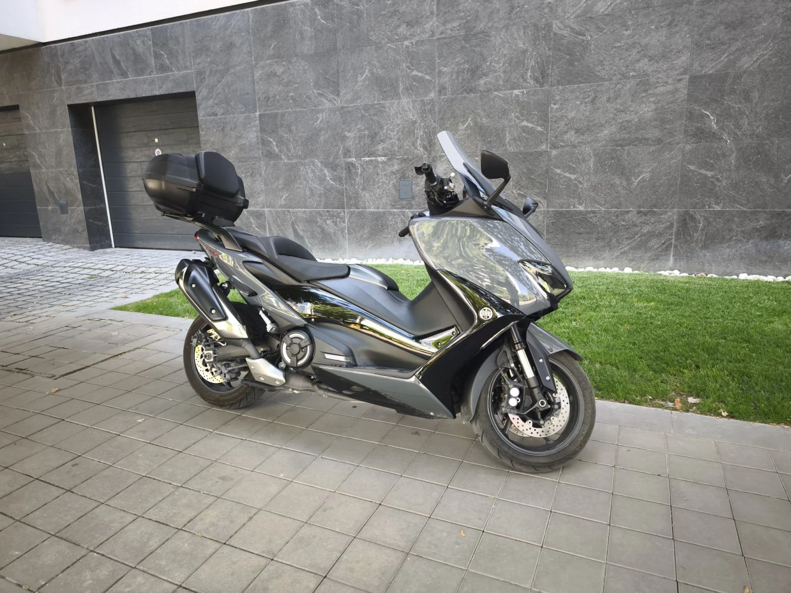 Yamaha T-max TECH MAX