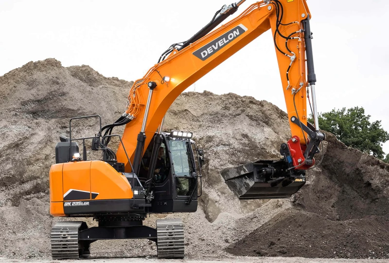 Багер Develon DX235LC-7, снимка 3 - Индустриална техника - 22539740