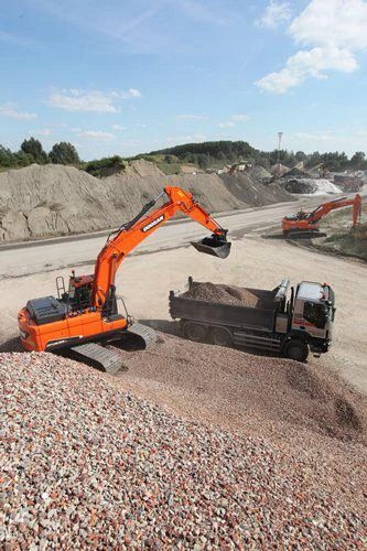 Багер DOOSAN DX235LC-5, снимка 4 - Индустриална техника - 22539740