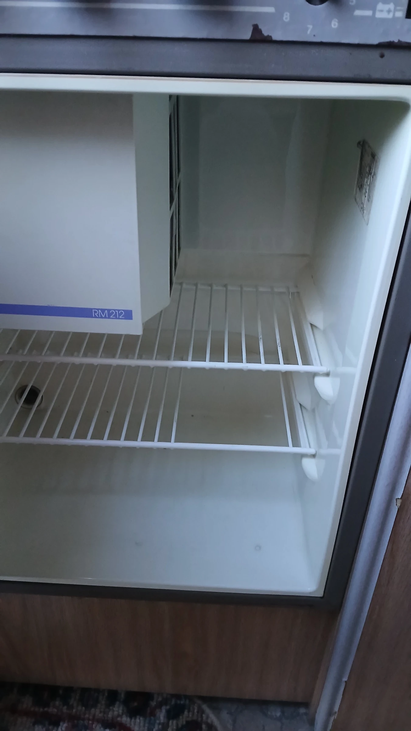 Каравана Sterckeman, снимка 8 - Каравани и кемпери - 54026817