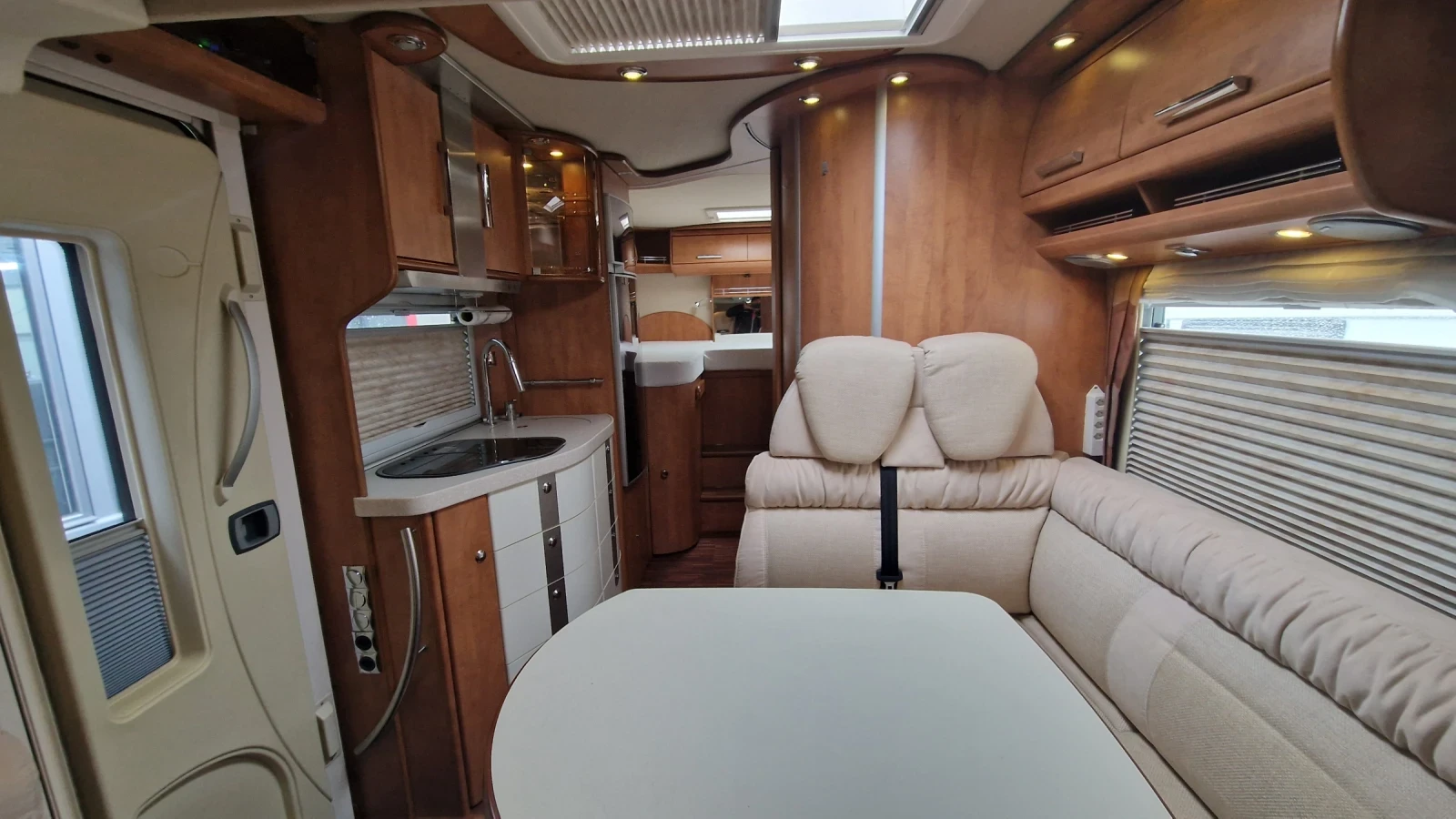 Кемпер Carthago Chic C line  I-43, снимка 9 - Каравани и кемпери - 56721888