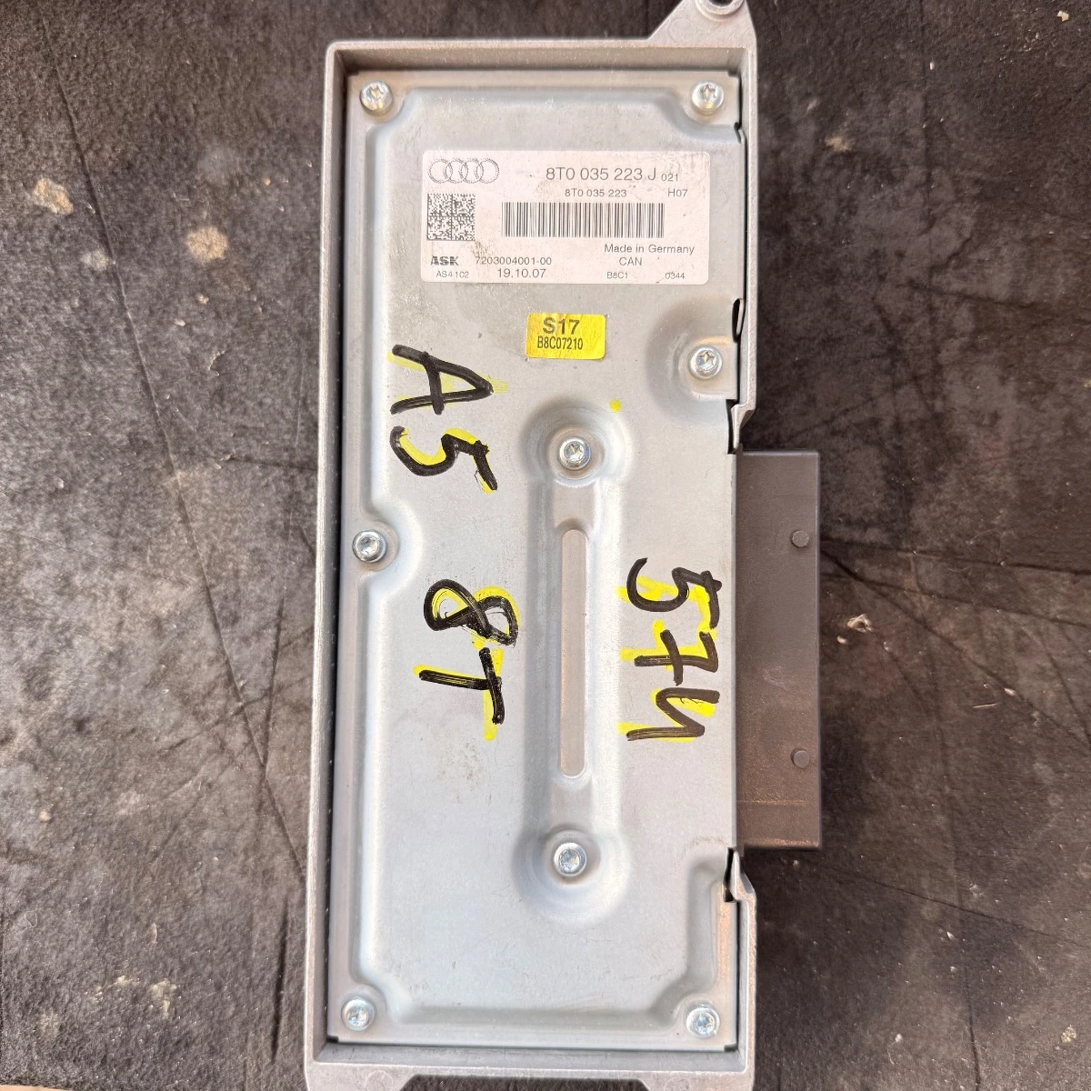 Усилвател за Ауди Audi A4 А5 A6 Обикновенна музика 8T0035223J-1212