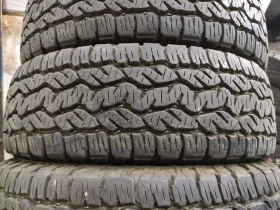 Гуми Зимни 205/70R15, снимка 2 - Гуми и джанти - 47866201